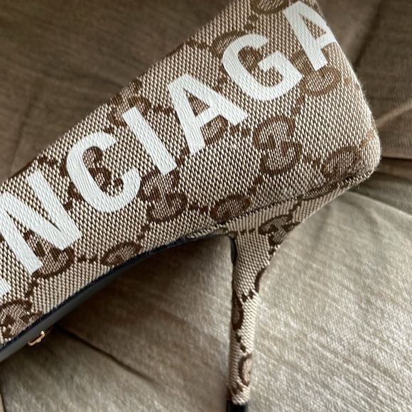 New authentic Gucci/BALENCIAGA pointed pumps (Limited edition) - Picture 5 of 16